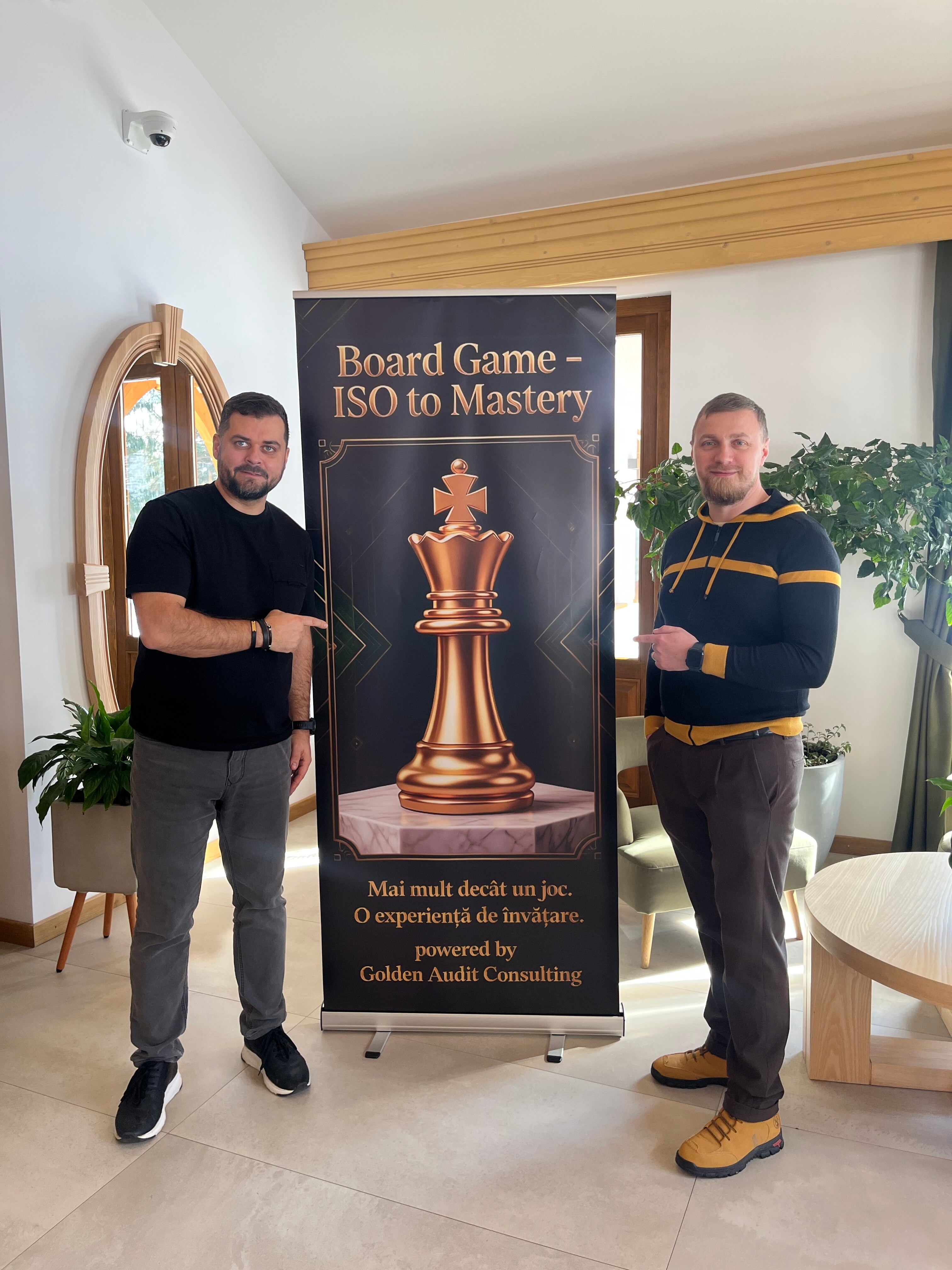 Participanți ISO to Mastery — board game session